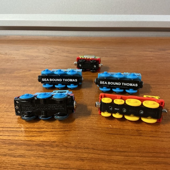 Mixed Lot Thomas And Friends Melissa And Doug Train And Tracks Lot Of 33 - Picture 5 of 11